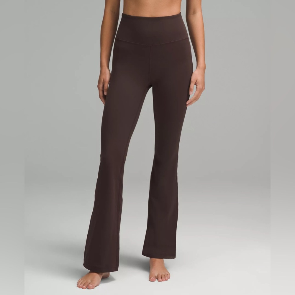 Lululemon Groove Nulu Super-High-Rise Flared Pant *Regular Espresso 0